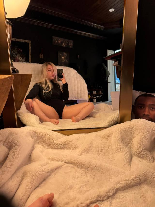 I'M PROFESSIONAL, INDEPENDENT, MATURE MASSEUSE, I OFFER ALL KINDS OF MASSAGE\HAPPY ENDING TO YOUR BEST SATISFACTION