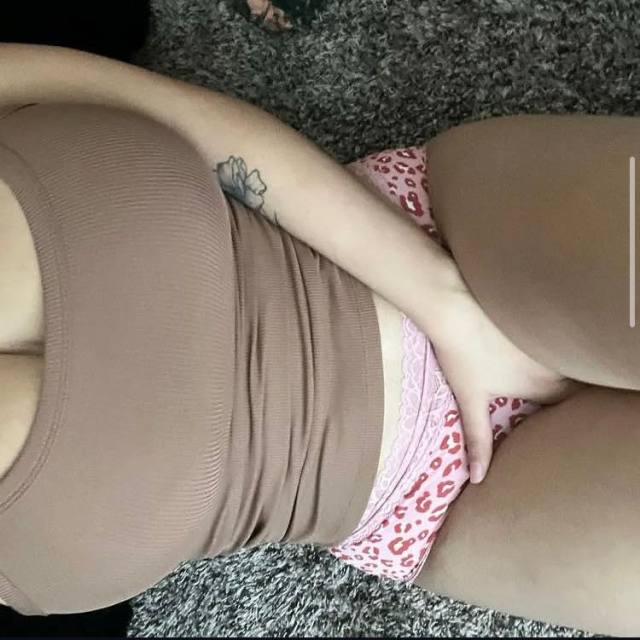 I’m horny ready to have fun 💕🍑  😻  text me on +1 978-208-2537