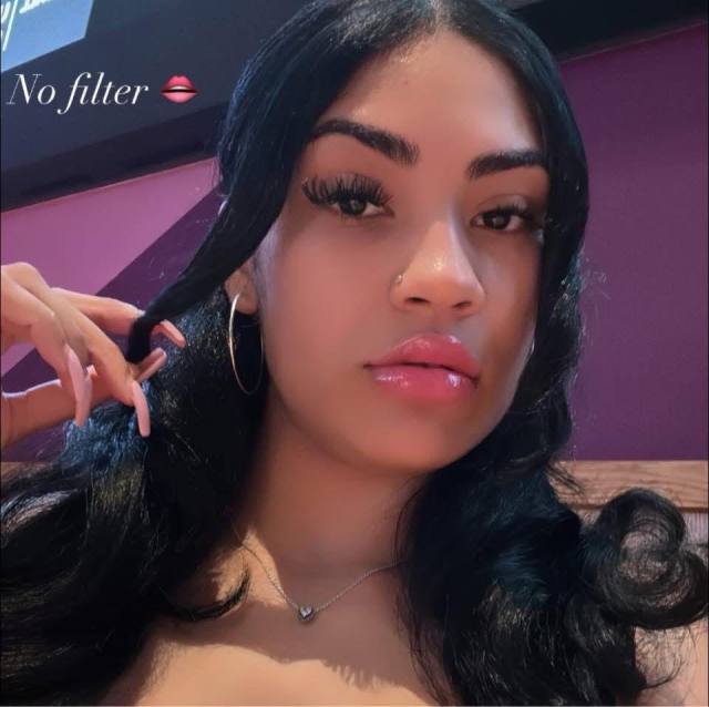 Hi 👋 I’m Sharon 💕, I’m Single, emotionally available, and genuinely looking for a serious relationship 💕..