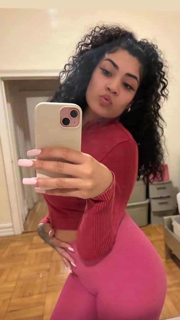 Hi 👋 I’m Sharon 💕, I’m Single, emotionally available, and genuinely looking for a serious relationship 💕..