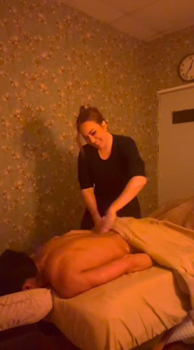 💦🍑 🌺 EROTIC OIL MASSAGE🌸 & NURU MASSAGE WITH MILKING TABLE IS ALL AVAILABLE 🥰😍 🍑 I’m Available for any kind of massages 😍 inc