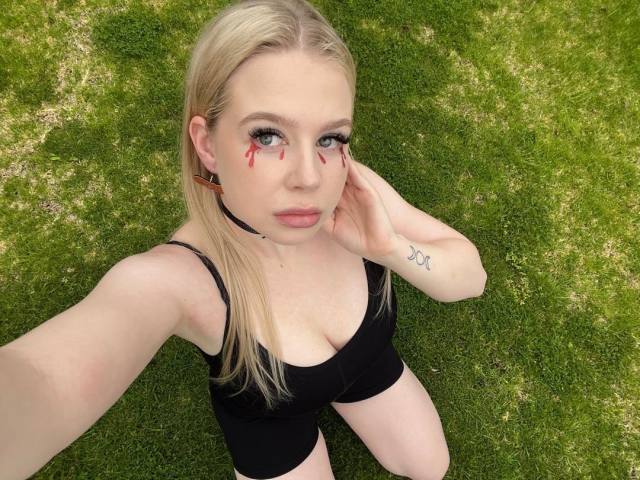 My Name is Joyce 🍬🍭😋 Age: 29💖 full Package ✨🍭 that I guarantee you’ll love come back running for more 💋💋 ‬ Add me on 👇🏻 Insta