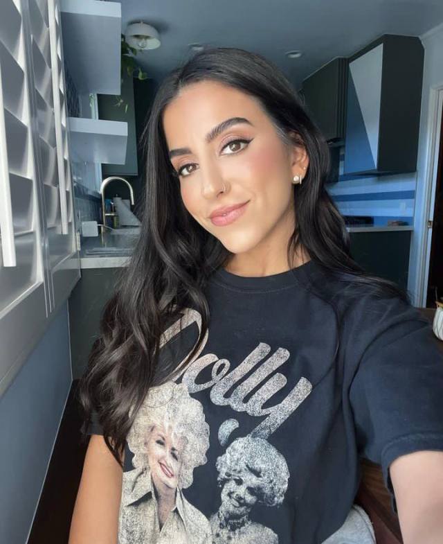 I'm a certified and a professional masseuse therapist