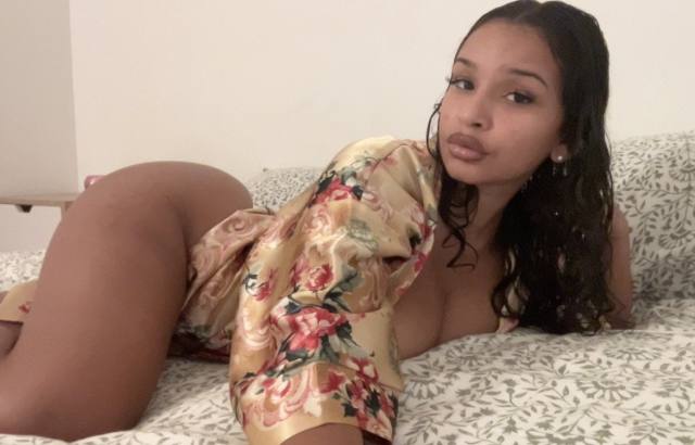 I'm available right now text me: 608-409-1720 telegram:@Sabrina_joykendra