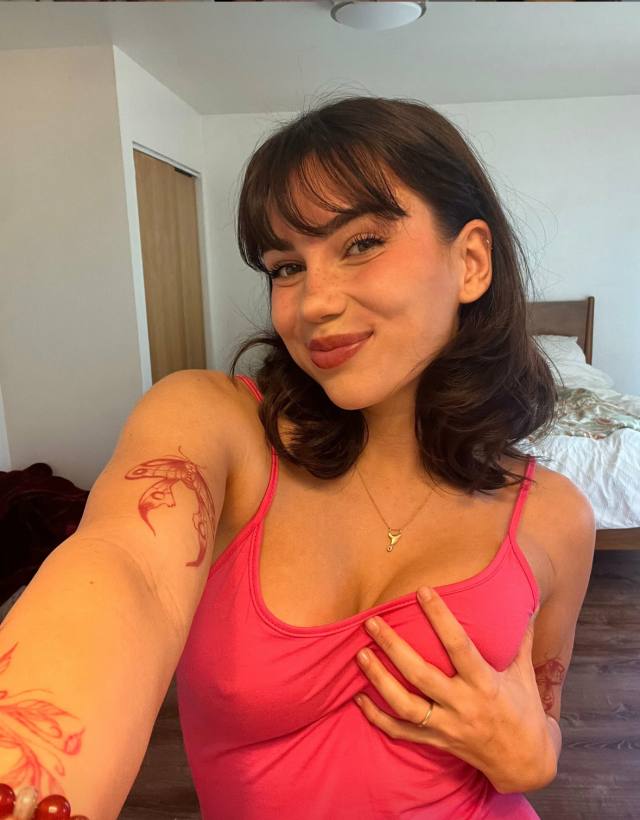 I accept payment in person text me 8063681814 selling videos and FaceTime fun and I do sell party favors 🫦🍑💦