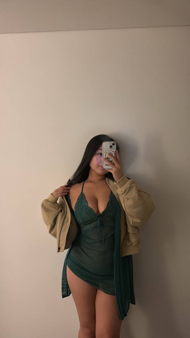 I TAKE CASH💸🔥,horny tight pussy do you wanna have some fun?👅💦 Text me 4352635437.I’m available for any kind of fun,Horny tigh