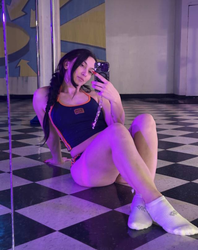 I’M SEARCHING FOR A LONG TERM RELATIONSHIP