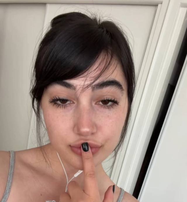 ✅STRICTLY PAYMENT IN PERSON✅💦MULTIPLE CUM💦✅💯CLEAN ✅3 HOLES FUCk