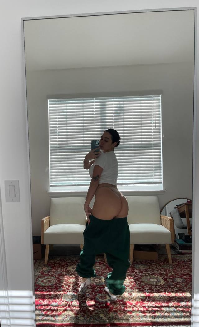 Hi I’m Tracy💞, Available for both Incalls and outcall.  Contact me +1 (504) 231-3370