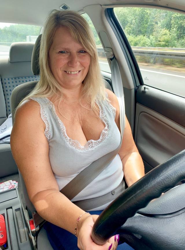 HAPPILY MARRIED BUT LACKING FUN, NOT LOOKING TO LEAVE MY SPOUSE BUT I’M LOOKING FOR NSA FUN WITH A MATURE MARRIED MAN WHO IS