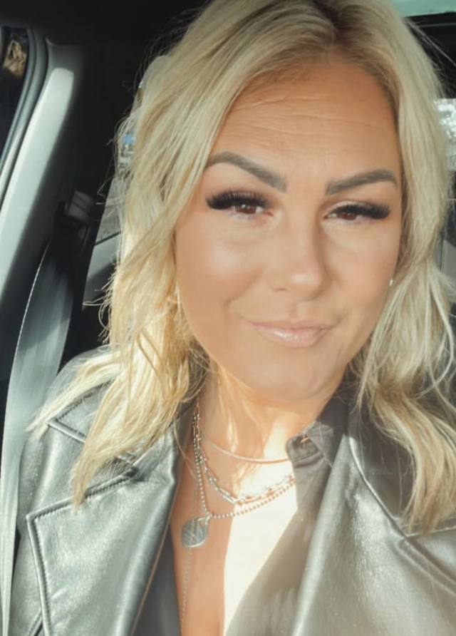 LOOKING FOR A LOYAL SUGAR BABY TO SPOIL WITH $3000 WEEKLY