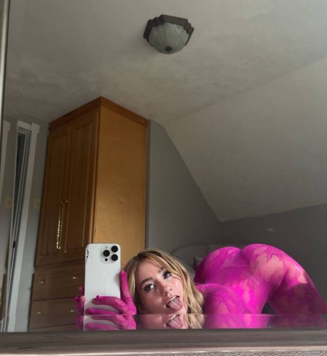 NO UPFRONT PAYMENTS , NO DEPOSIT 😍 AM DOWN FOR🍌INCALL & OUTCALL🍆 I sell party favors also 420 friendly 😋 🍏text  me 816-998-04