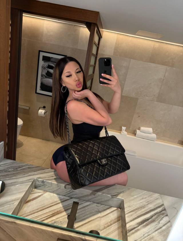 Text me ‬ +14043845913 IM AVAILABLE FOR SOME SWEET FUN💦💦 RIGHT NOW TO GET LAID AND FUCKED TO HARD.    DM WITH YOUR LOCATION 😌