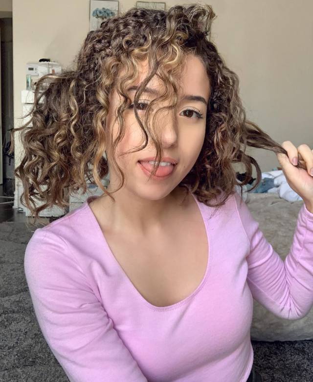 Down to fuck 🥒🥒🥒