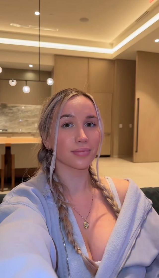 NO PAYMENT REQUIRED- SEXY SINGLE MOM FOR MEET AND FUCK AS LONG AS YOU KNOW HOW TO USE YOUR DICK 🍆🍑🍆💦