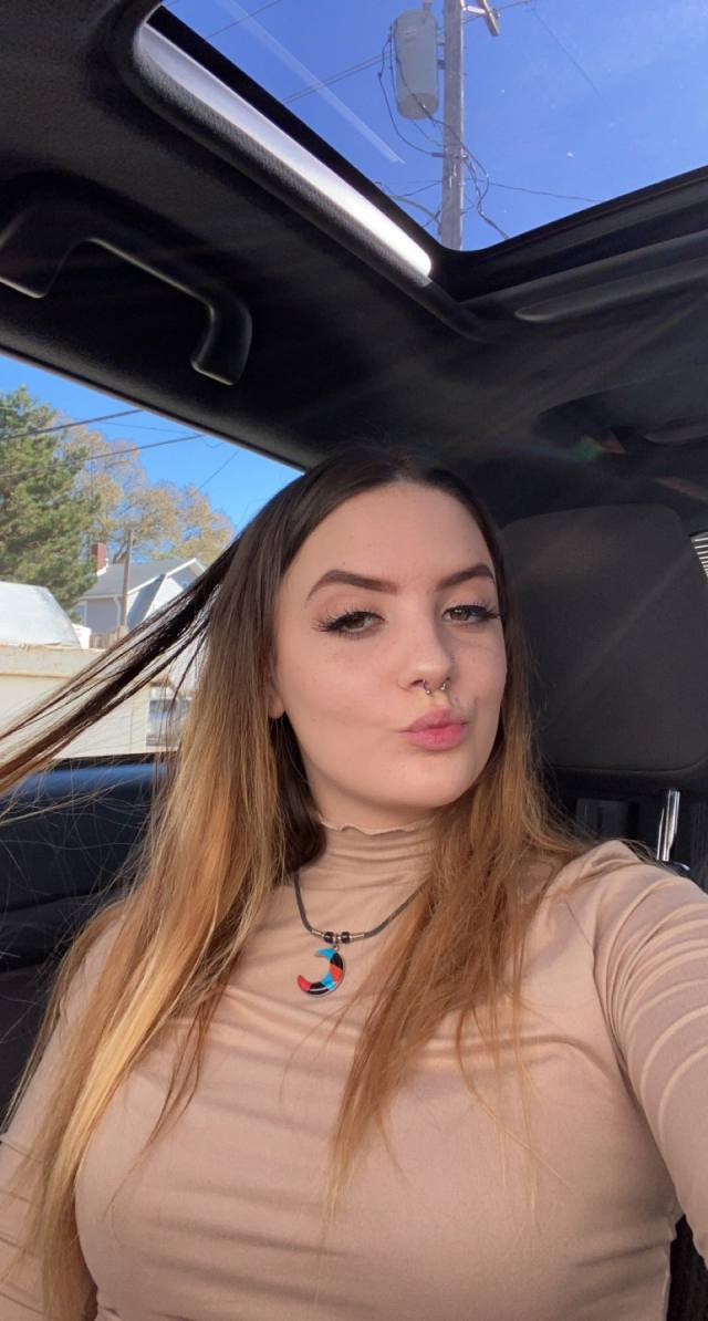 Hi dear, I’m Abby. I’m available for massage services, both incall and outcall. Please text or call me at +1 256 716 0289.