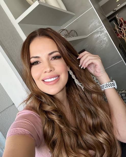 i hookup at good rates (Sex, body massage,BJ, Naughty FaceTime) You’re down for my service? My iMessage: huhhuh069@gmail.com