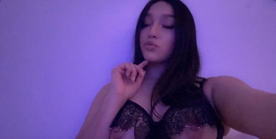 Im available all day and night for Incall and Outcall I take raw and condom🍆😫 I do Anal🍑  doggy🍆🥹Oral🥳 cowgirl🤸🏻 Text me for