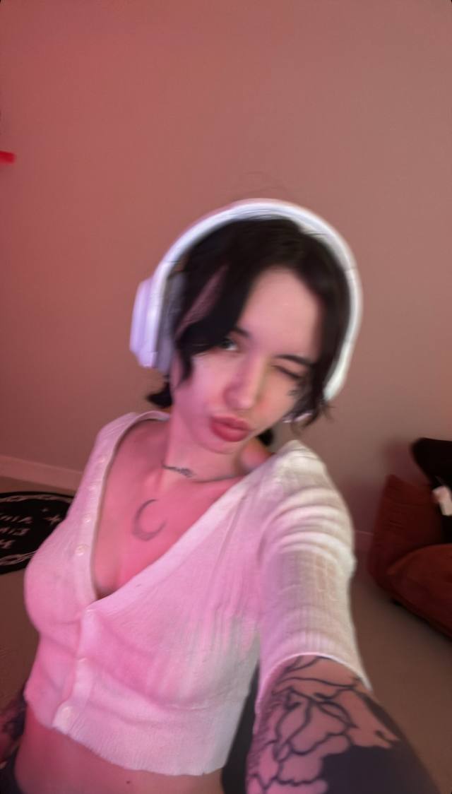 DOWN TO FUCK 🥹👅💦