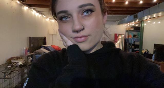 INDEPENDENT ESCORT / DISCREET HOOKUP FOR MATURE ADULTS