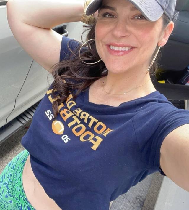 NO PAYMENT REQUIRED- SEXY SINGLE MOM AND TO HAVE FUN