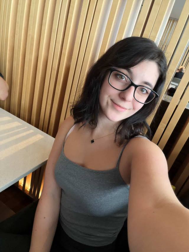 I am 27yrs old and I have a big **** 😍🤩you can play with 😎and a soft round ass 🍅 you can play with and **** also. I live alon