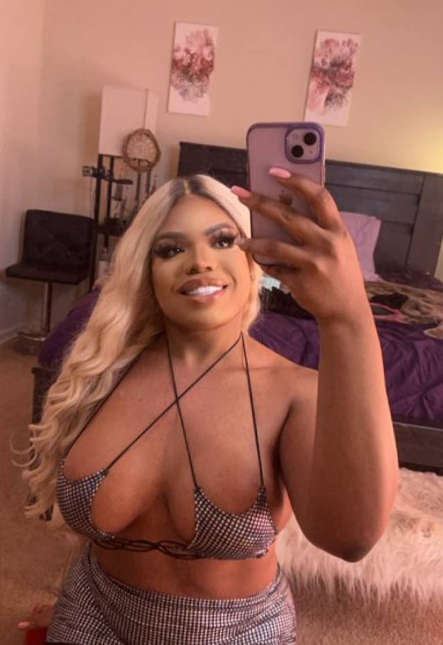 MATURE TRANS GIRL AVAILABLE TO MEET UP NOW 💘🥰 LICENSED AND DISCREET MASSAGE THERAPIST💗💗💯LEGIT, I TOP AND BOTTOM AT THE SAME