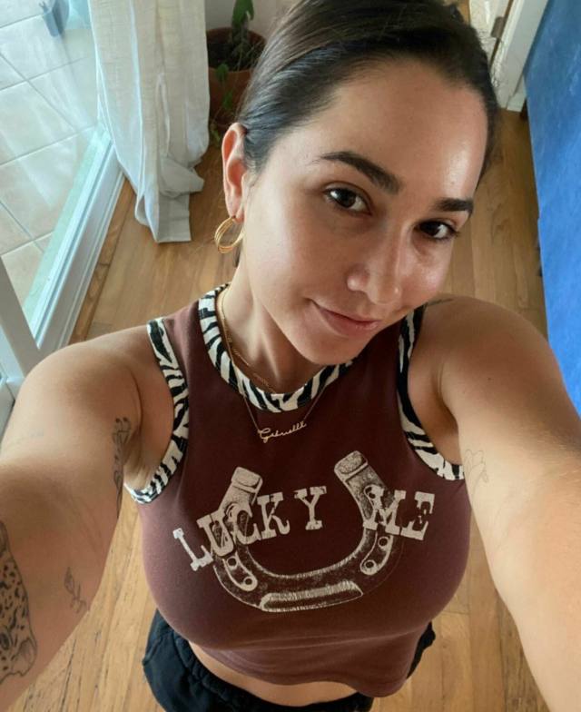 🥤NO PAYMENT REQUIRED-SEXY SINGLE MOM AND LOOKING TO HAVE FUN I'm a sexy mom of two kids. A single mom and I'm very horny🍑🍑💦