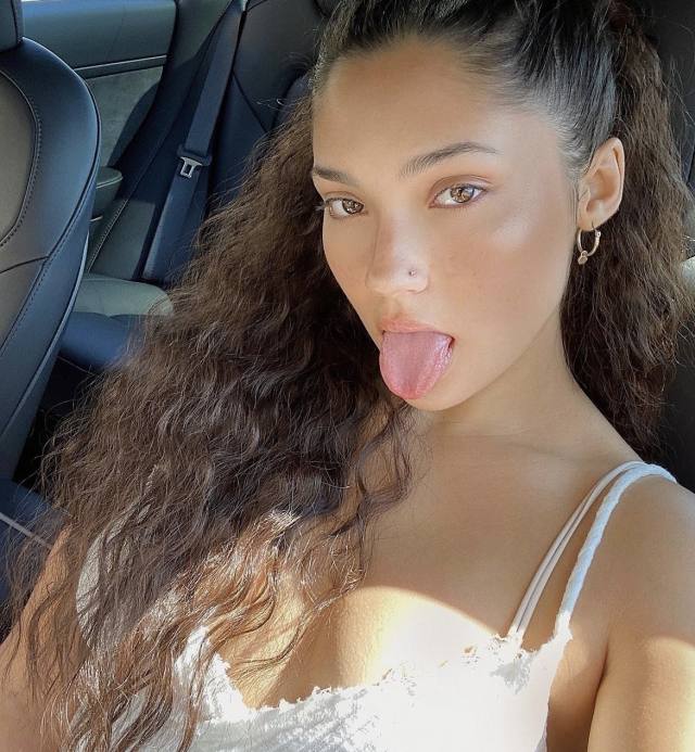 FULL BODY MASSAGE, 👅💦 NURU MASSAGE 💆‍♀️ 🧴, YONI MASSAGE 💋🦶,TABLE SHOWER 🥰🚿🫂 WITH HAPPY ENDING 😋
