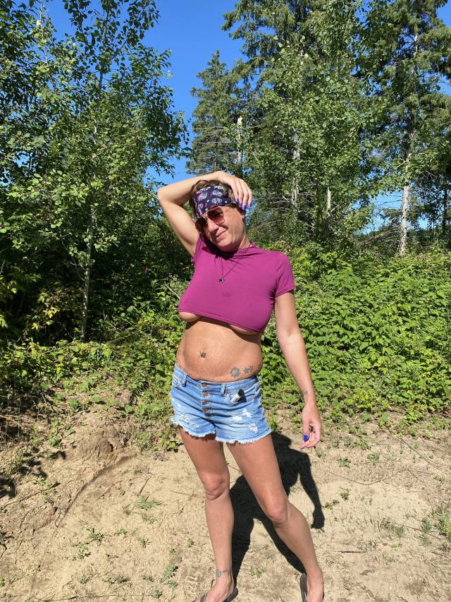 Text me (9297988239) for My service include Nuru Massage, DEEP TISSUE MASSAGE, Massage with Penetrate