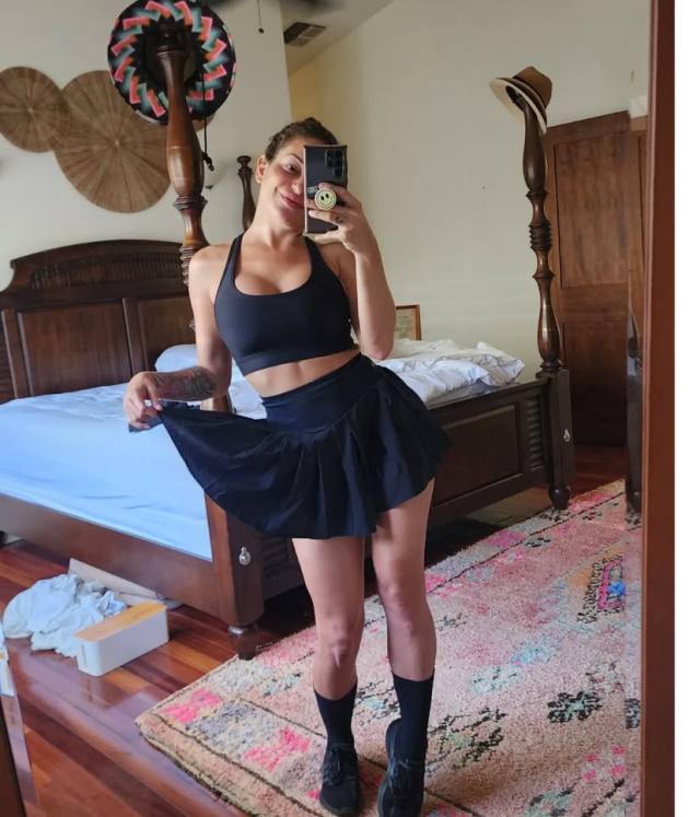 I’M LICENSED AND CERTIFIED Massage Therapist 24/7 availability with top notch services. CASH ONLY.