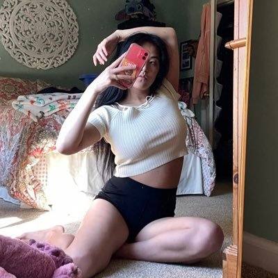 HIT ME UP FOR HOOK UPS, MASSAGES, GIRLFRIEND EXPERIENCE AND CAR MEETS🍆🍑🍑 Text me on: 8542342042