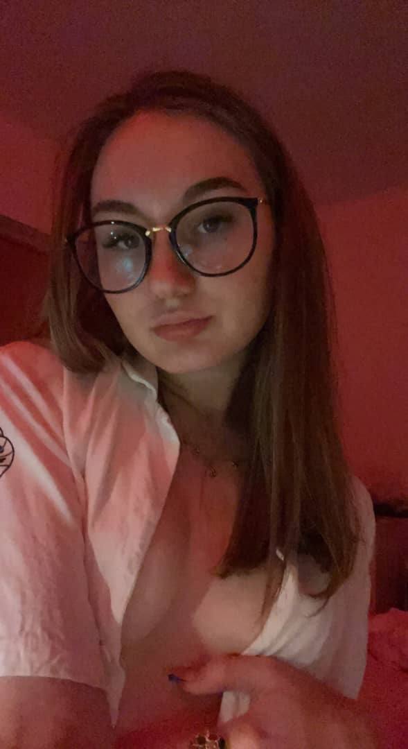 ⭐ Elena’s Wellness Haven – Luxury Relaxation and meet up Awaits ⭐