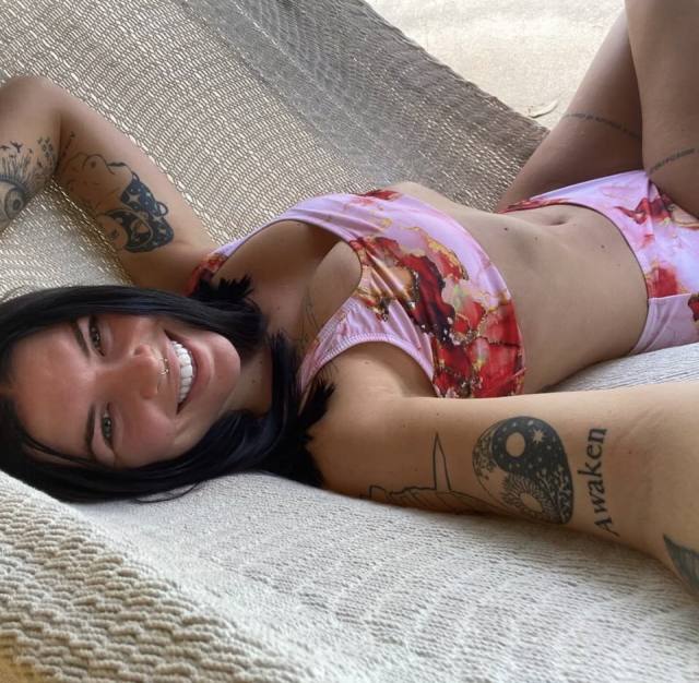Hello, I’m in town looking to have an amazing experience ❤️❤️ This is Beth ❤️ Text me +19175309294