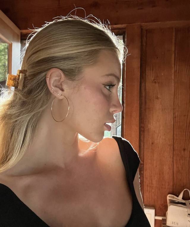 🌹I’M A LICENSED MASSEUSE THERAPIST CATERING TO MEN WHO WANT A PROFESSIONAL SERVICES IN A RELAXED SETTINGS. NO RESTRICTIONS🥰🥰