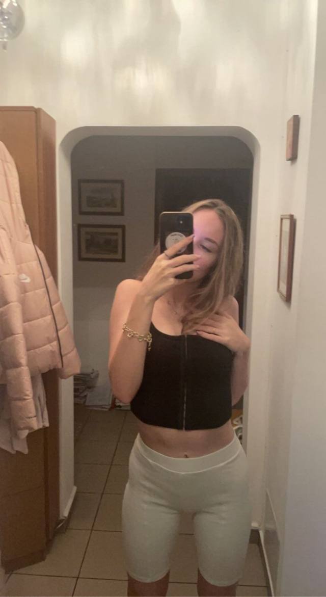 I provide a professional alternative spas, body rubs, and traditional massage chains. I offer both massage and body-rub