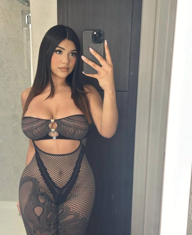 I’m an Latino therapist I’m a naughty squirter I give full body massage, with sex and blow job 🍆🍑💦