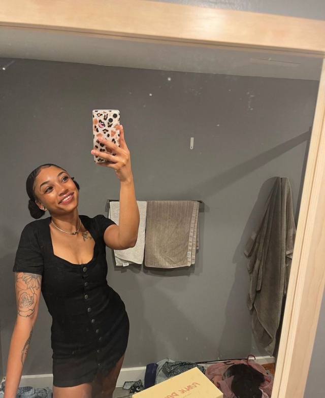 I’m available for meet up and party