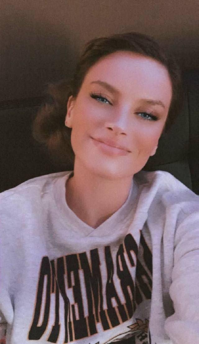 Single mother looking for discreet meet up & fun