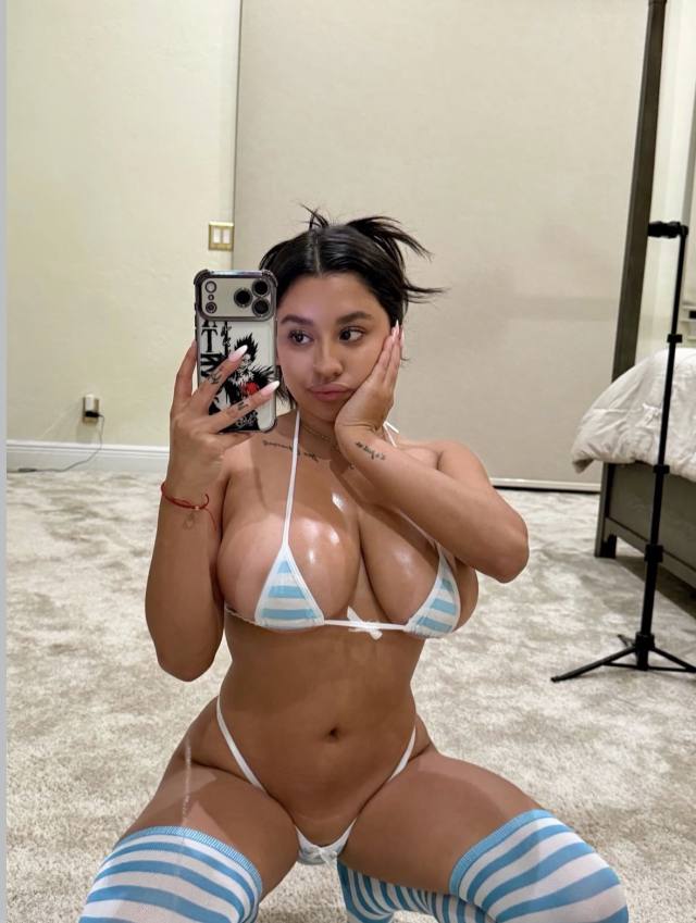 STRICTLY CASH IN PERSON💸🔥,horny tight pussy do you wanna have some fun?👅💦 Text me +19852943029 I’m available for any kind of