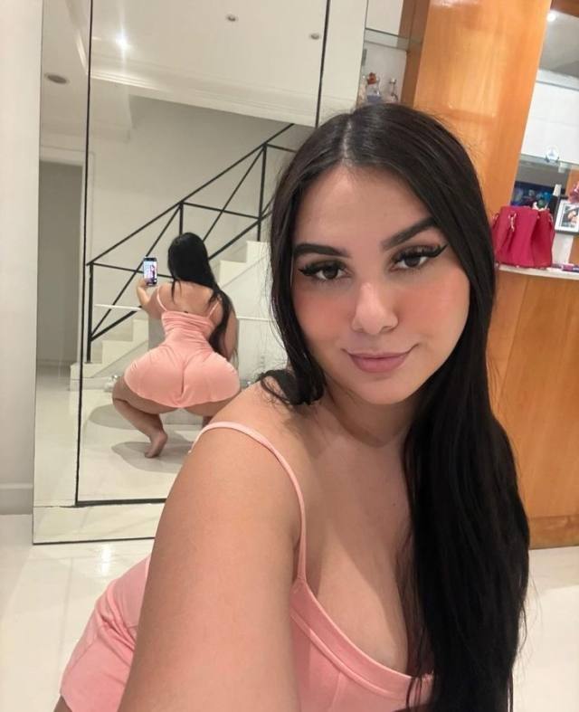 Available for both incall and outcall 🍑🍆💦