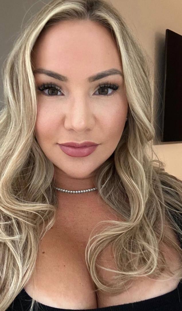 Seeking a Mature Gentleman Who Knows What He Wants