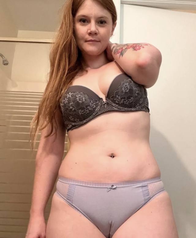 Single mother looking for regular sex