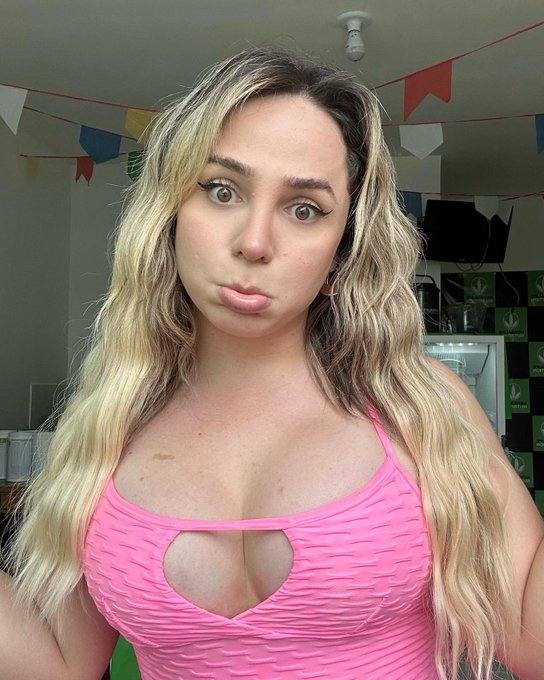 I do all styles..... both bare anal, bare oral...bbj and doggy... I also sell hot and nude videos and pictures...No games or