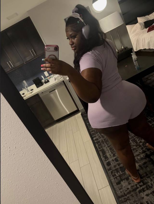 Available for both in calls and outcalls services honey🥰