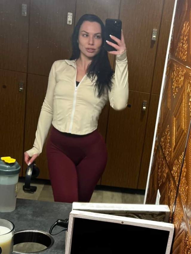 NO PAYMENT REQUIRED- SEXY SINGLE MOM FOR MEET AND FUCK AS LONG AS YOU KNOW HOW TO USE YOUR DICK 🍆🍑🍆💦