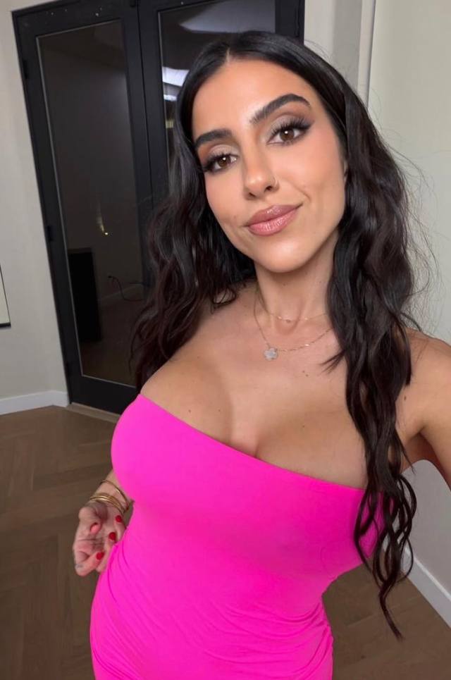 I’m available for hookup both Incall and outcall available 24/7