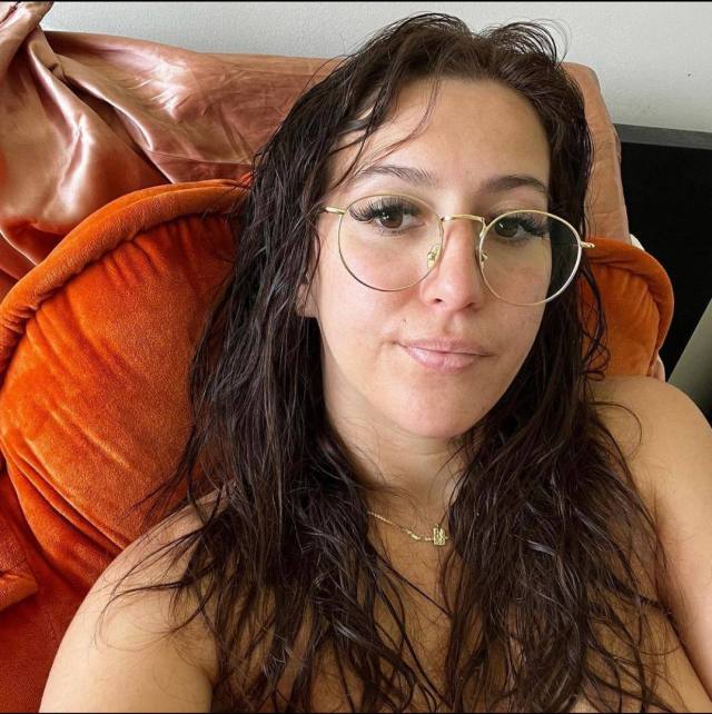 I’m down for fun, Hit me up when you’re free, Let make it a night to remember.💦🍑❤️