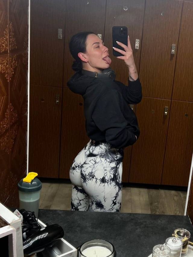 NO PAYMENT REQUIRED- SEXY SINGLE MOM FOR MEET AND FUCK AS LONG AS YOU KNOW HOW TO USE YOUR DICK 🍆🍑🍆💦