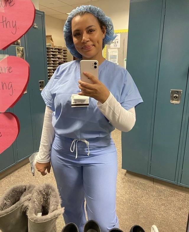 Available for naughty content now, HMU for my  rates and your location